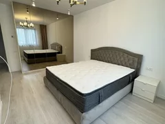 Inchiriem apartamente, vile, 1500 - 2000 euro